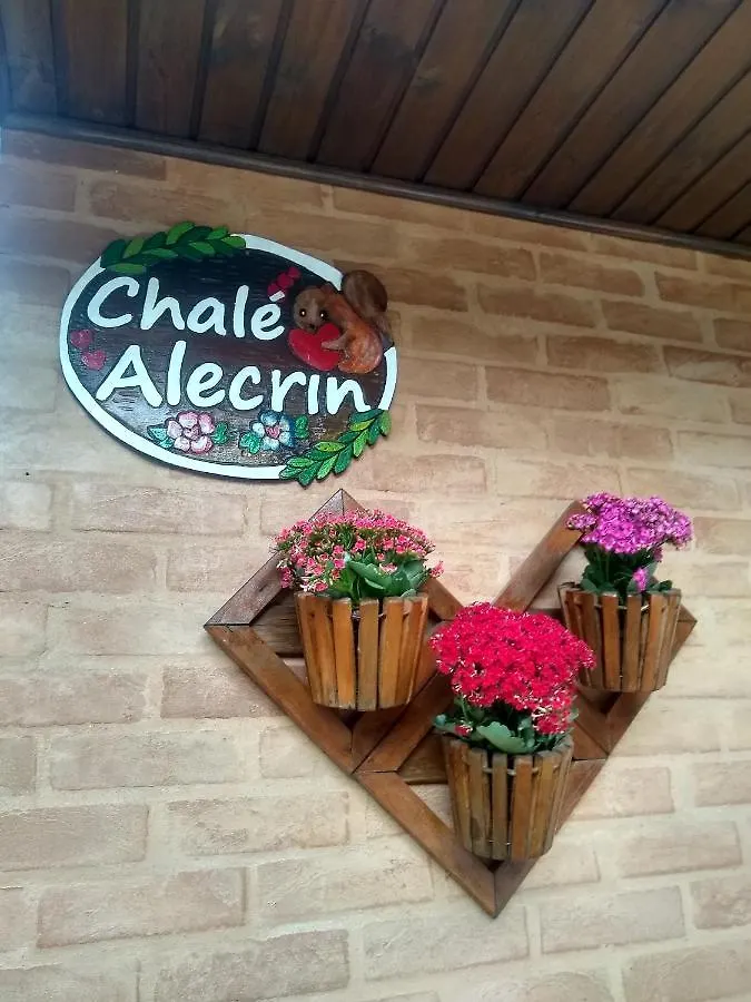 Chale Alecrin, Lancamento Em Conforto E Estilo! Campos do Jordao Holiday home