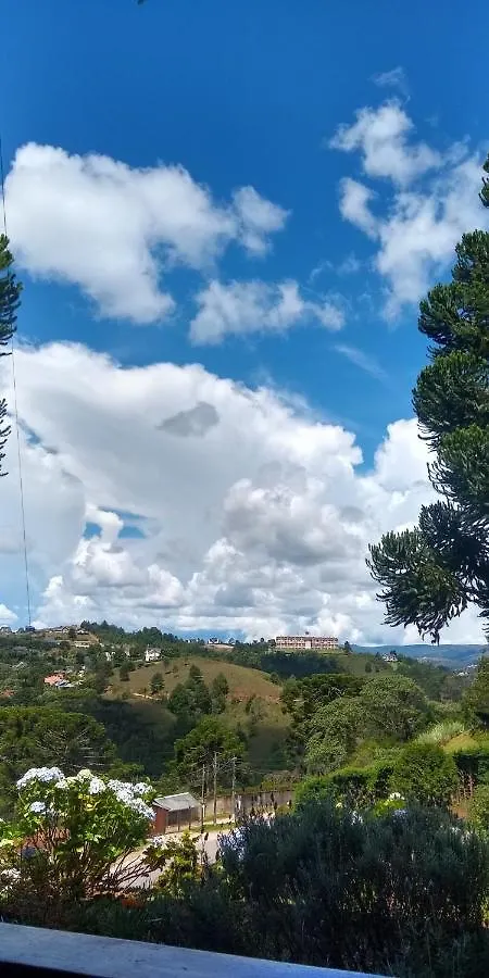 Holiday home Chale Alecrin, Lancamento Em Conforto E Estilo! Campos do Jordao Brazil