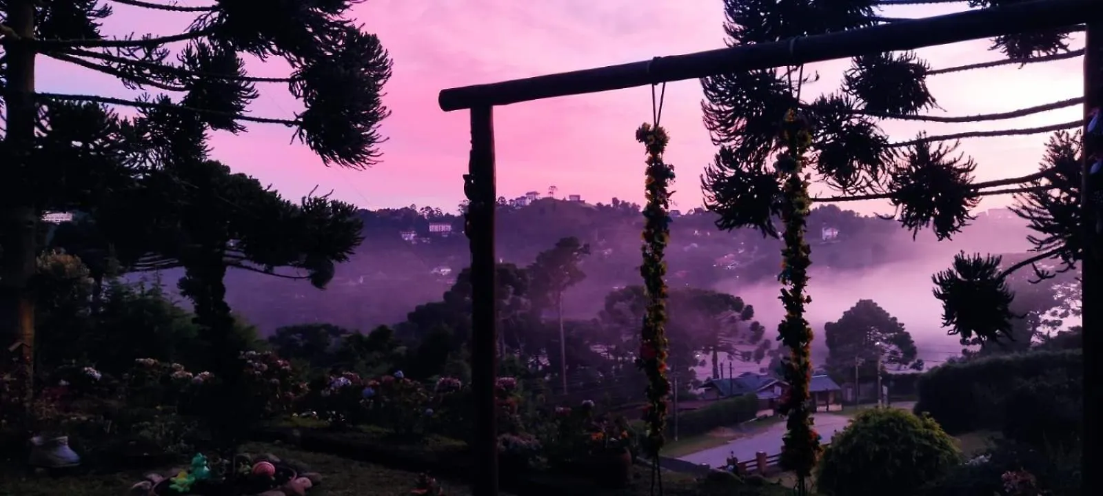 Holiday home Chale Alecrin, Lancamento Em Conforto E Estilo! Campos do Jordao